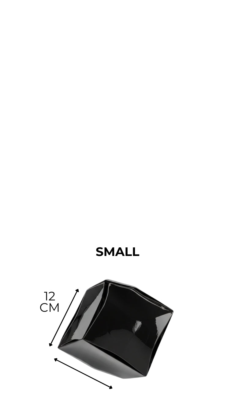 QUBE VASE